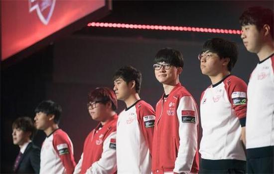 阿扎尔在多 阿扎尔在多