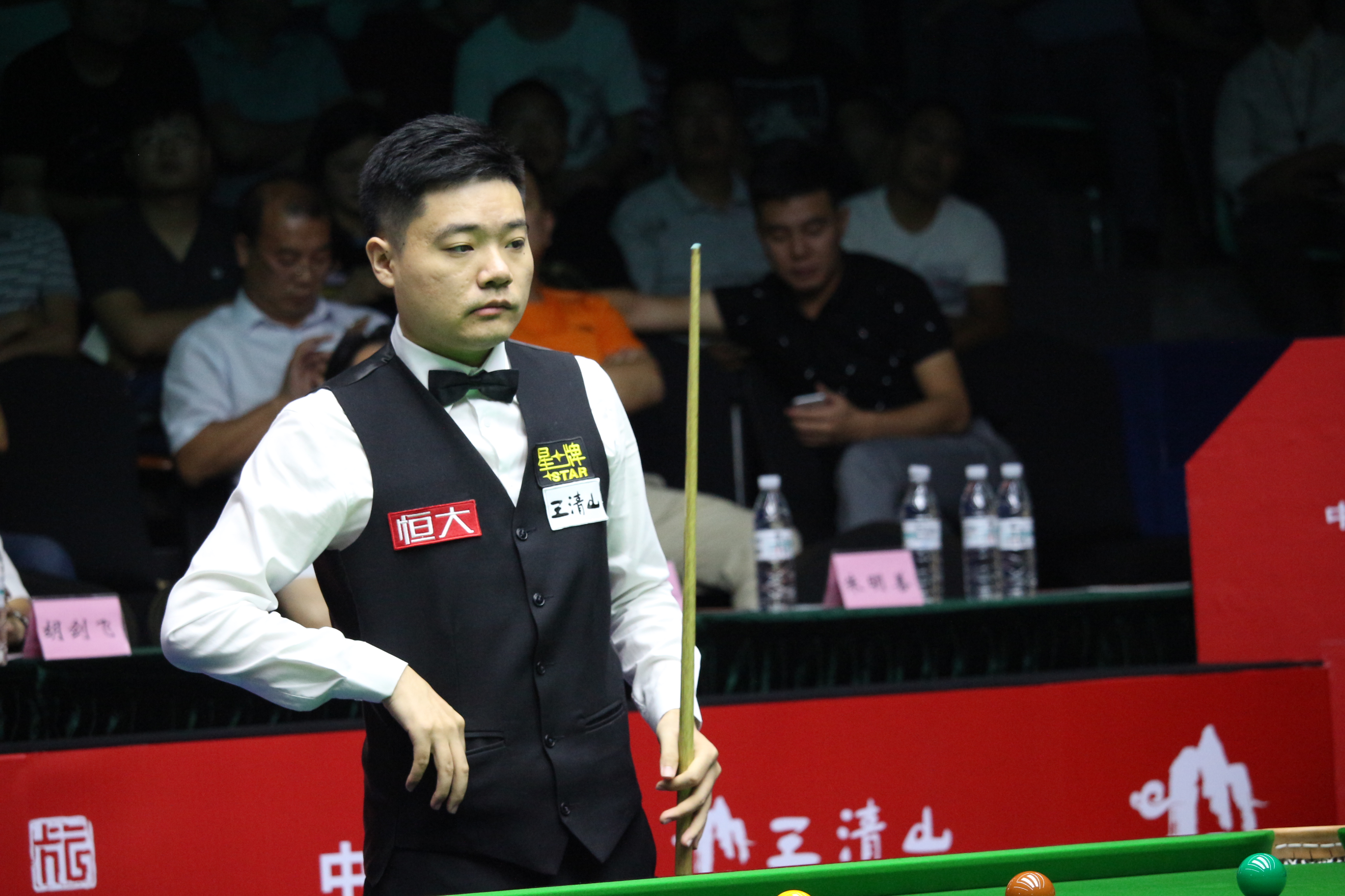 在半年前 在半年前