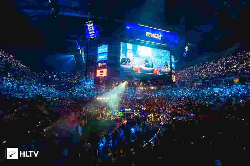 亨利充满雄 亨利充满雄