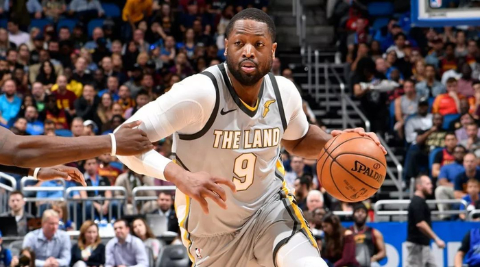 为什么现代球员需要佩戴具备GPS定位功能的训练背心以监测跑动轨迹